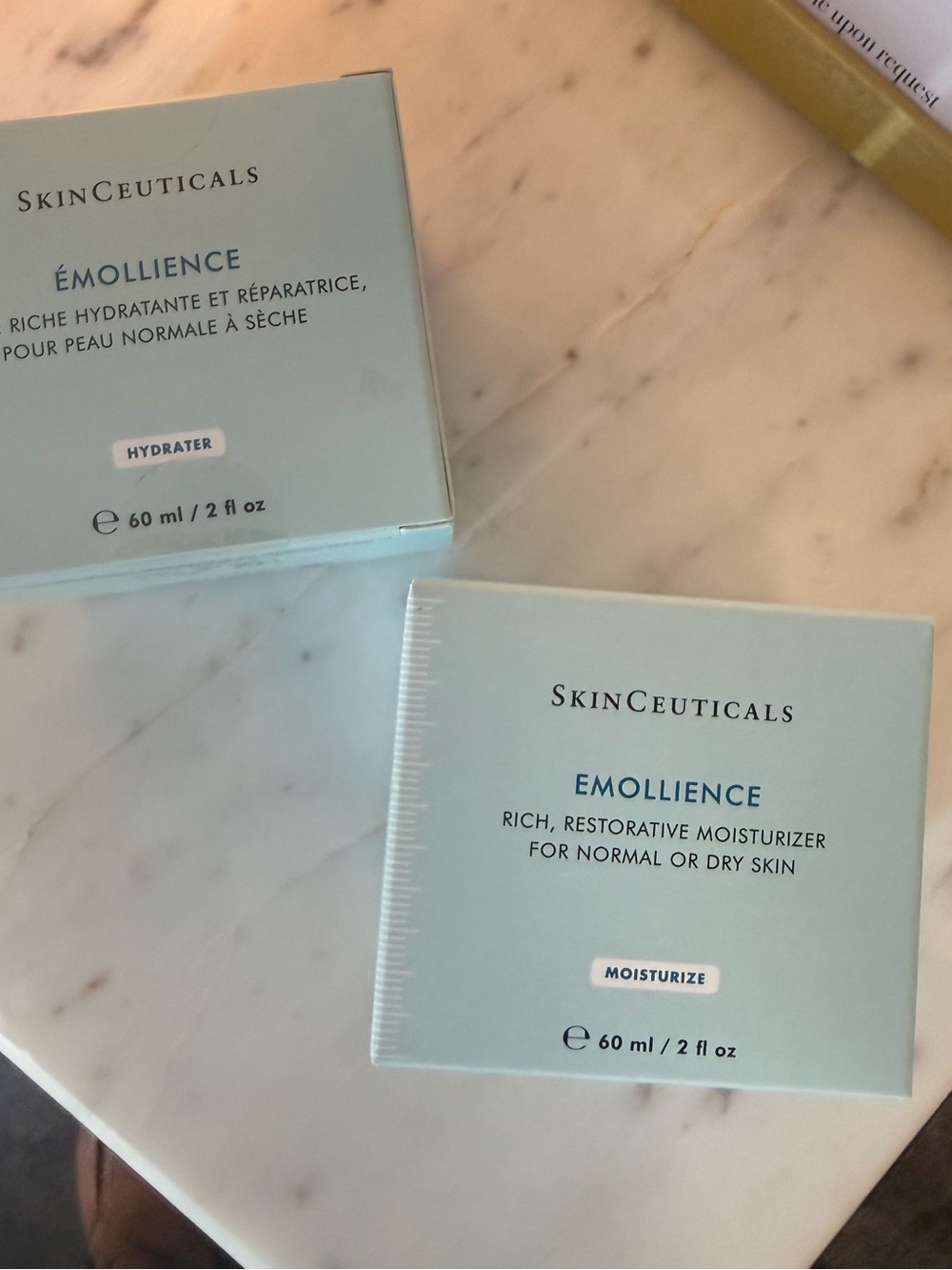 SkinCeuticals Emollience Moisturizer - Light Aqua Green